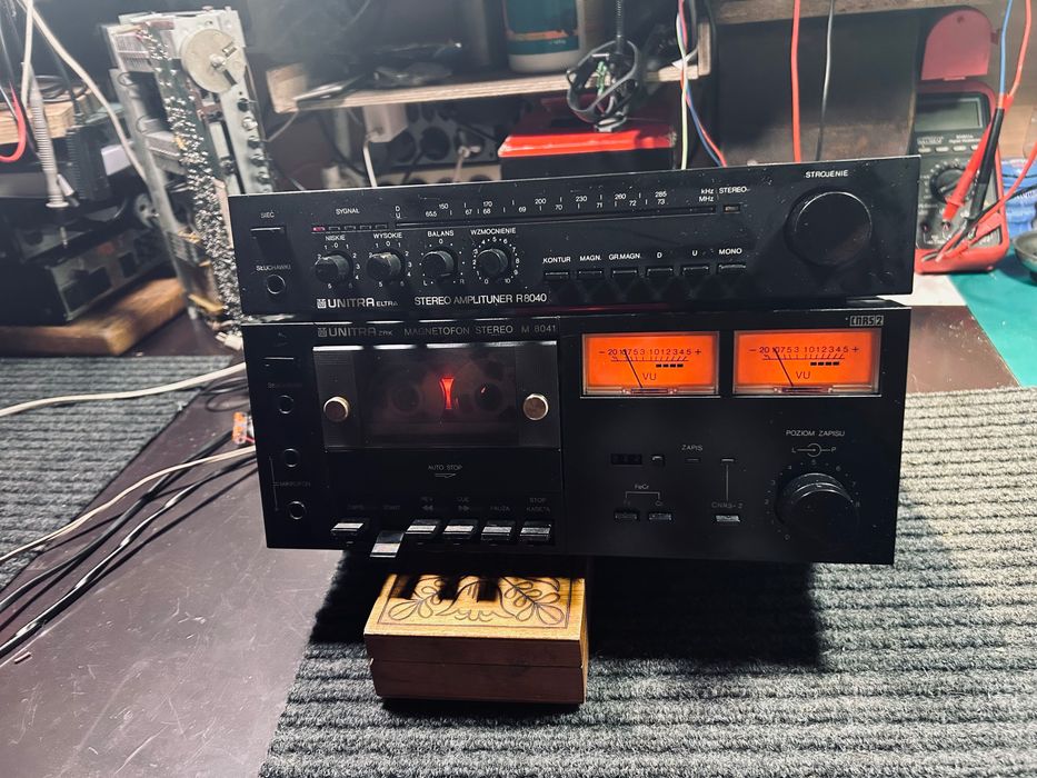Czarna  Mini wieza 8040/8041 Unitra-Diora, komplet z PRL