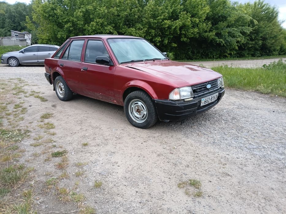 Продам Ford Escort