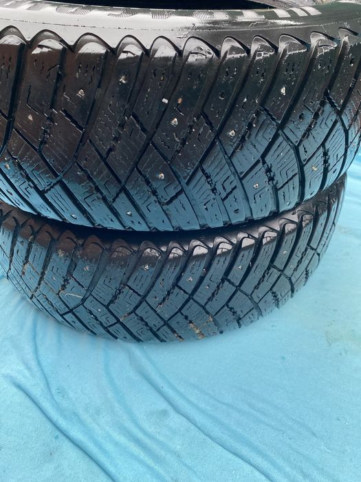 Шини Goodyear UltraGrip Ice Arctic 195/65 R15 88T (шип)