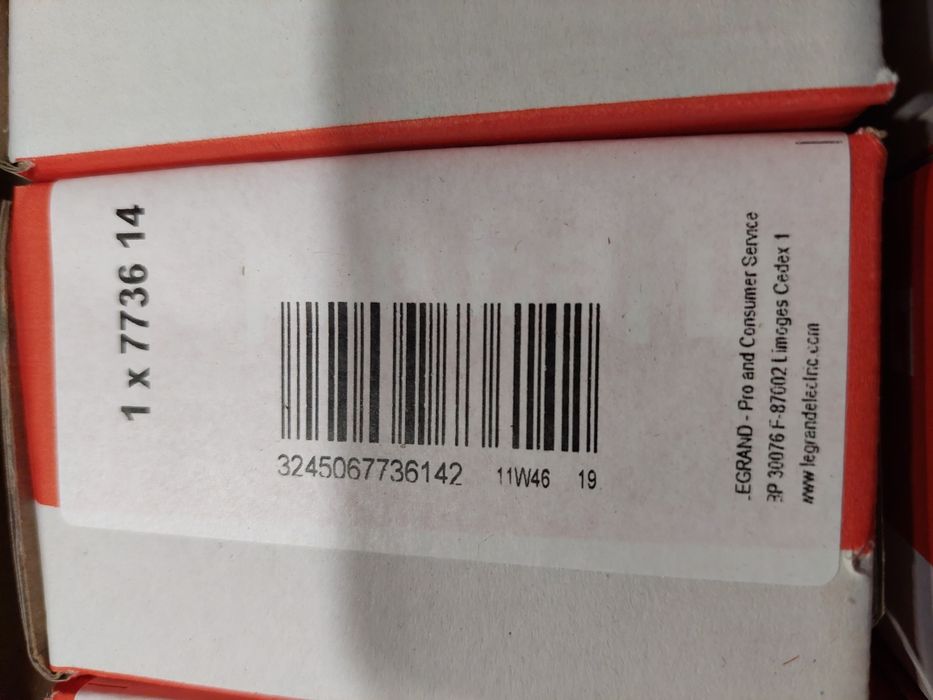 Przycisk roletowy biały NOWY  "LEGRAND" Cariva