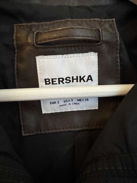 Kurtka Bershka jesienna