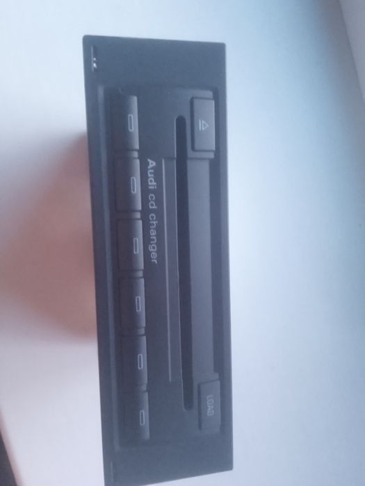 Продам для audi cd changer орігінал