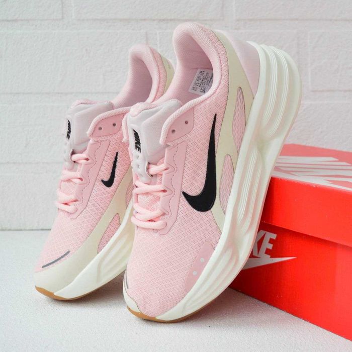 Nike Shield Comfort Ride Pink рожеві кросівки жіночі найк кроссовки кросовки