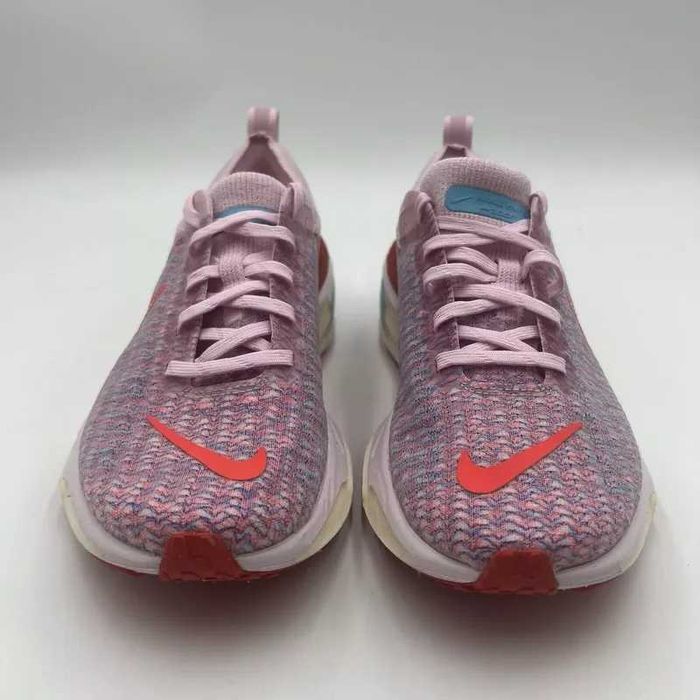 Кроссовки Nike Invincible 3