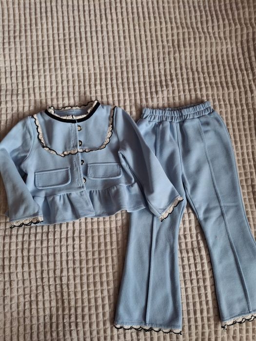 Костюмчик для дівчинки