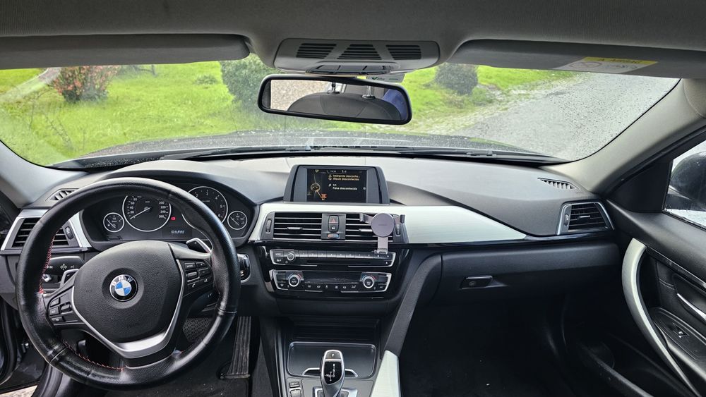 Bmw 320D Touring F31  LCI Sport - Cx Aut. Nacional
