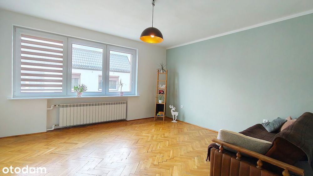 Krobia, dom w centrum dla rodziny.
