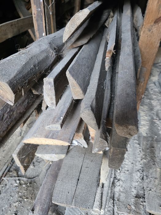 Drzewo opałowe suche