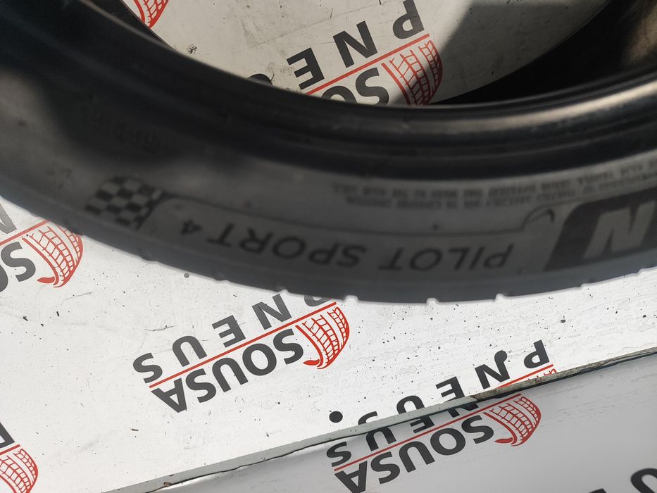2 pneus semi novos 245-40R19 Michelin - Oferta dos Portes