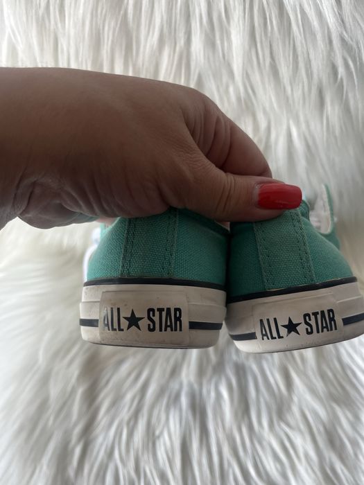 Convers w bardzo dobrym stanie rozmiar  35, wkkadka 22