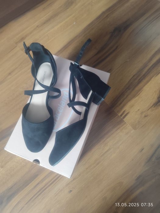 Buty eleganckie r.37