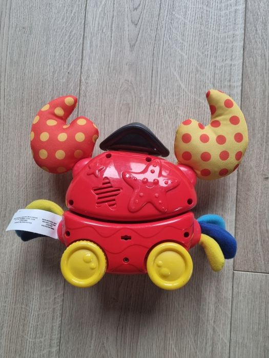 Zabawka jeżdżący krab