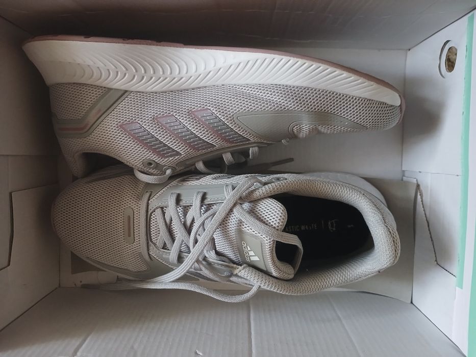 Кросівки adidas оригінал