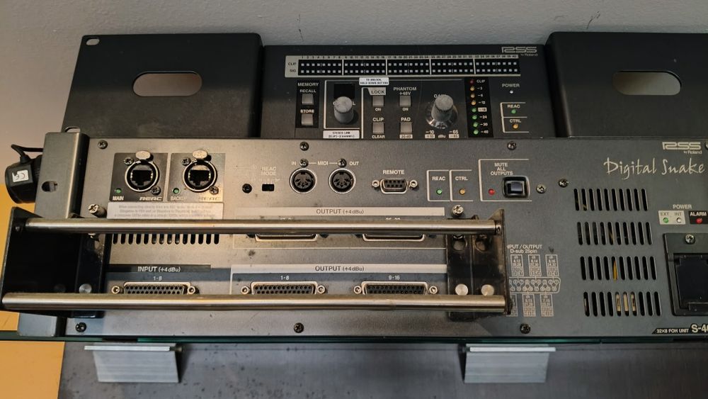 Roland s-4000 h digital snake