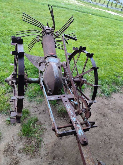 Maszyna rolnicza zabytkowa
