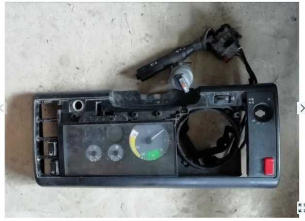 Щиток приборів мерседес варіо Mercedes vario приборка 614 814 тахограф