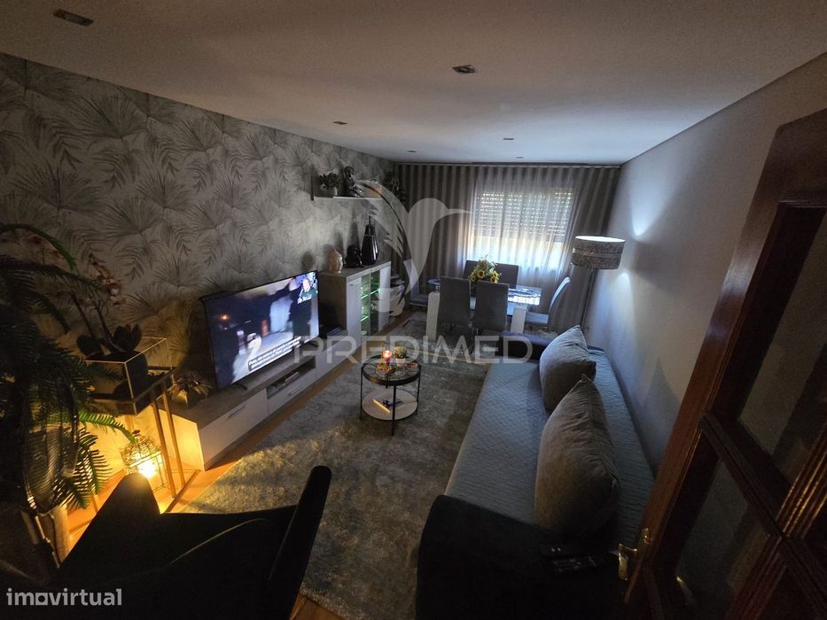 T2 com lugar de garagem Oliveira do Douro