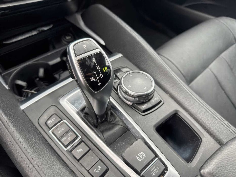 BMW X6 xDrive35i      2016