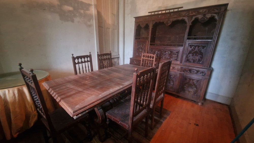 Conjunto de móveis para sala de jantar