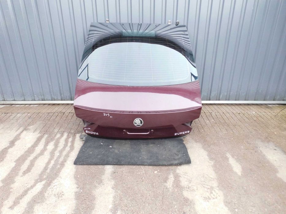 Skoda Superb III 3V Кришка багажника