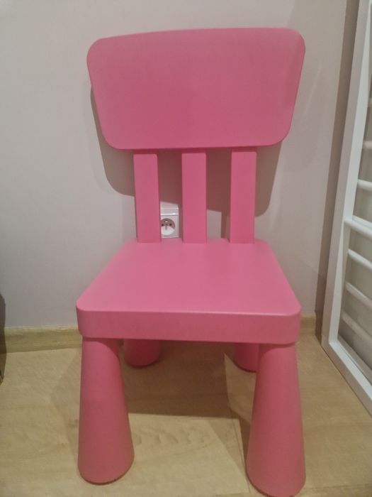 krzesło mamut ikea różowy