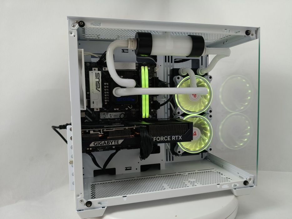 Komputer Ultra 9 285K,RTX 5070,32 GB 6400MT/s CL32,Win 11,Leasing ING