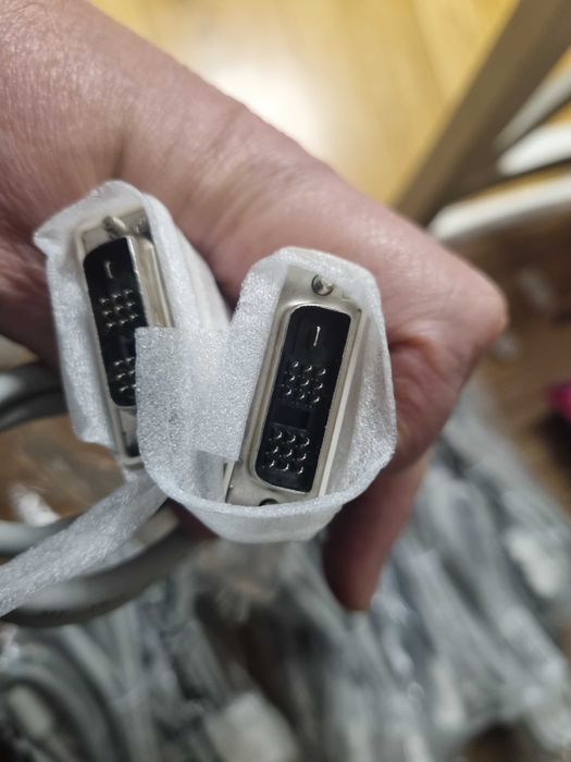 50 sztuk nowych kabli dvi-dvi