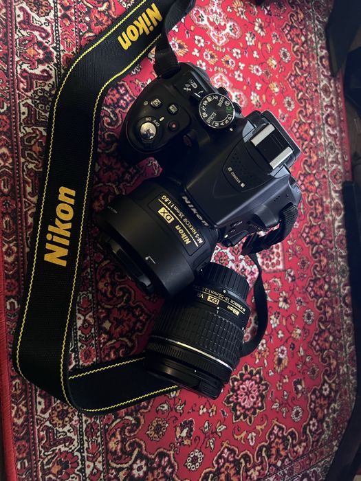 комплект Nikon D5300 + 2 обʼєктиви + 2 карти памʼяті + штатив + сумка