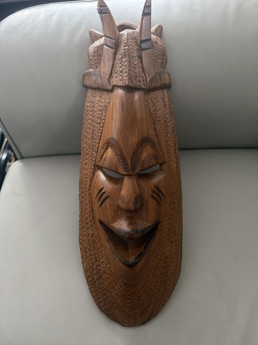 Handmade solidna orientalna rzeźba diabła z rogami