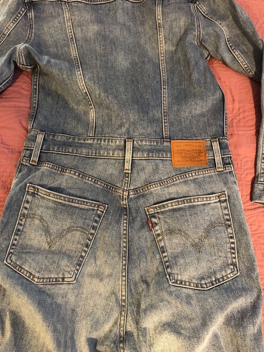 Джинсовий комбінезон Levis