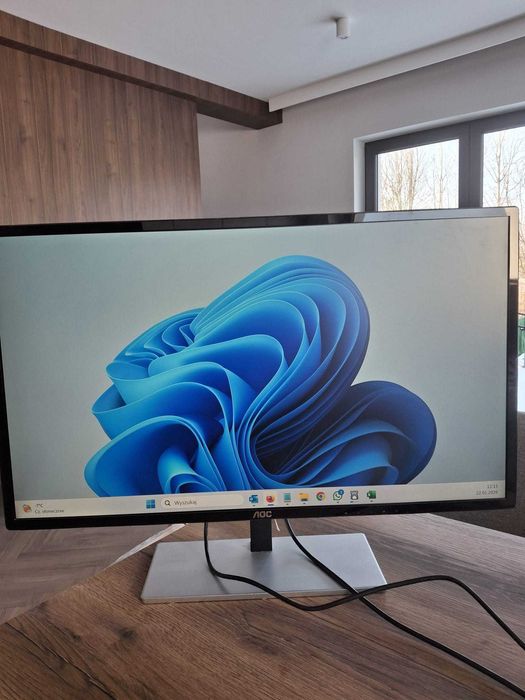 Monitor AOC Q3279VWFD8 32cale bardzo dobry stan mozliwość transportu
