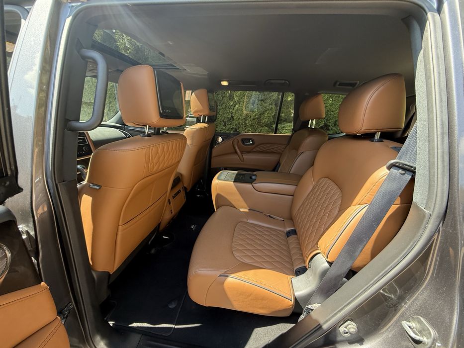Infiniti QX80 2022r