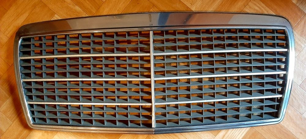 Решётка Мерседес 124 рейстайл