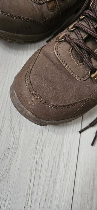 Buty skórzane Lasocki.