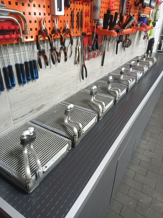 Кіа ніро Kia niro electric радіатор  випарник  кондиціонера 97139G5000