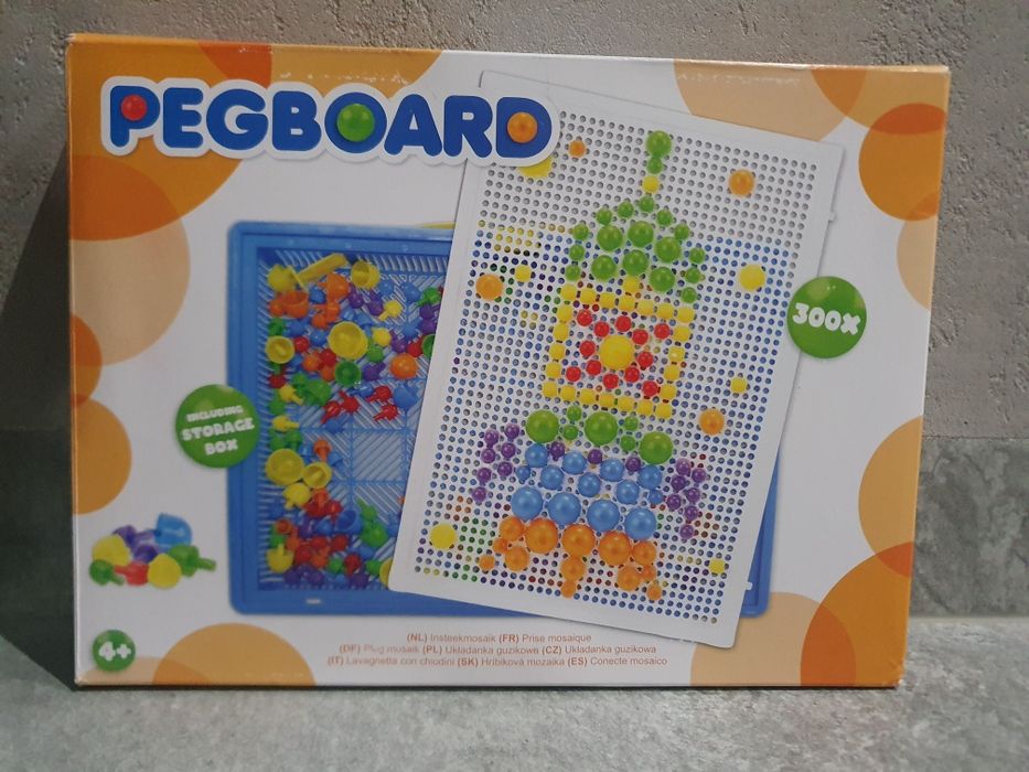 Pegboard układanka guzikowa