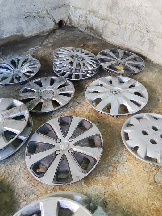 Tampões de roda varios modelos.. citroën C1 e Peugeot e Fiat e Renault e Ford e Citroën