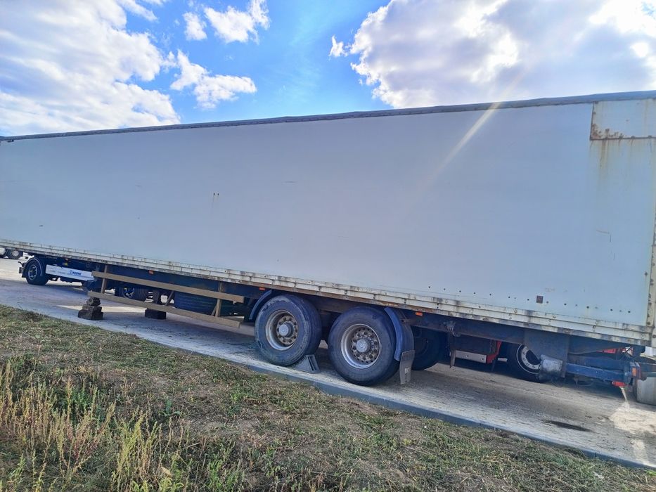 Напівпричіп повністю справний