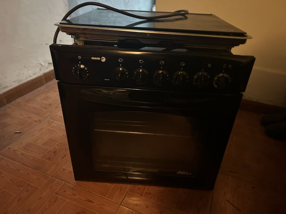 Fogao e forno usado