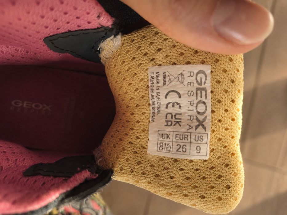 Sneakersy Geox 26 świecące