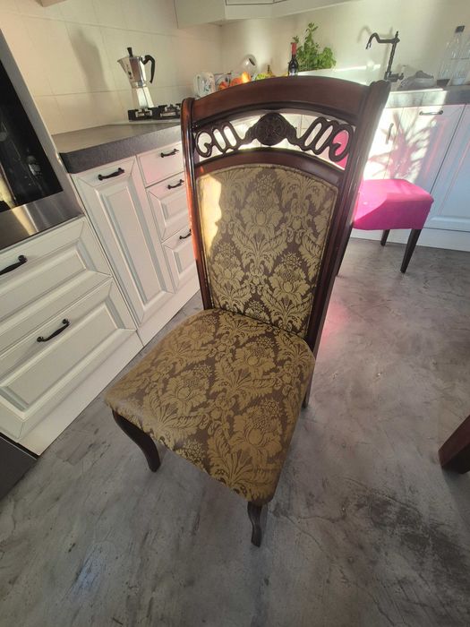 Duży stół, 4 krzesła + szafka pod telewizor