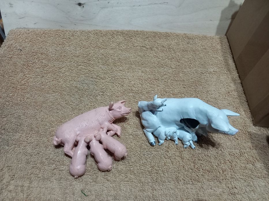 Figurki  świń Schleich i nie tylko