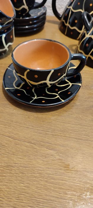 Stara malioka, zastawa do herbaty/kawy, filiżanki czarna