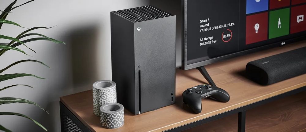 Ігрова консоль Microsoft Xbox Series X 1tb + декілька дисків з іграми