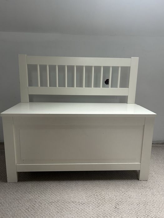 Biała ławka Ikea rezerwacja do piątku 02.01 godz 16:00