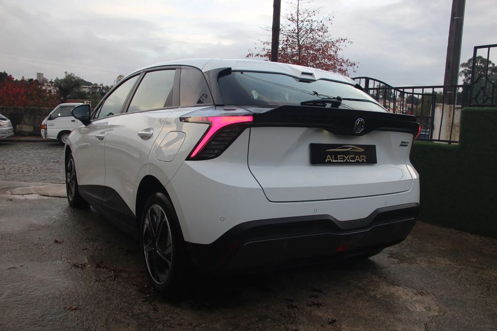 MG MG4 4 Standard64846550630147124