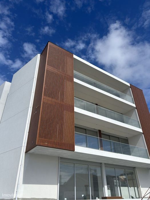 Apartamento T2 LUXO NOVO - Cedência Posição — Madalena, Porto