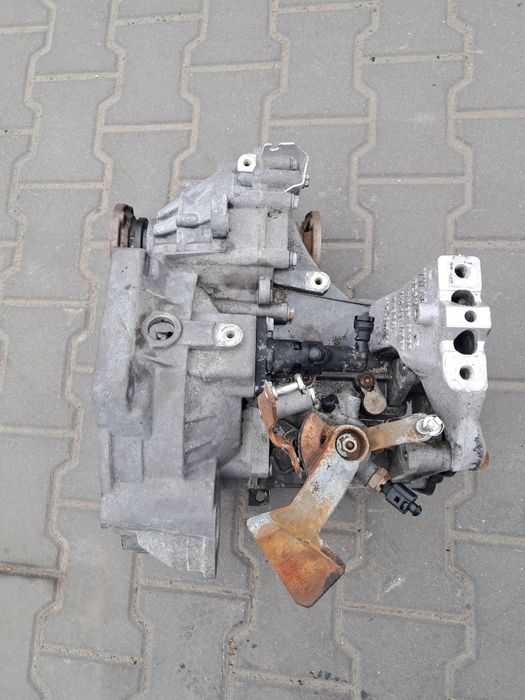 Skrzynia biegów manulana Volkswagen Golf 5 V diesel 1.9 tdi rok 2005