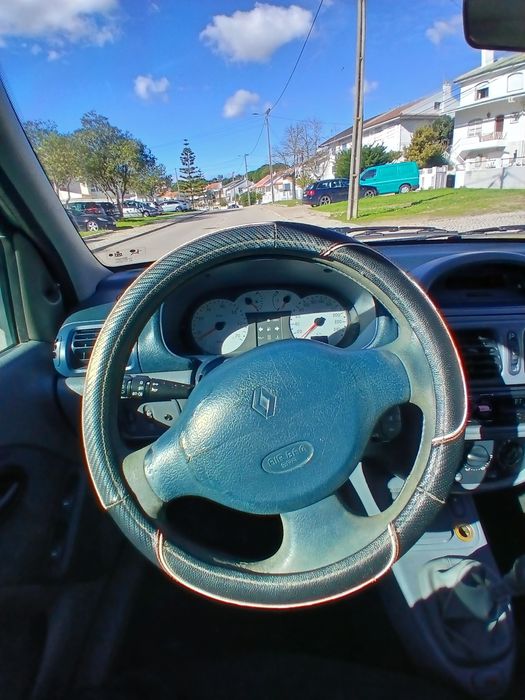 Renout clio 2001  1.4 16.v