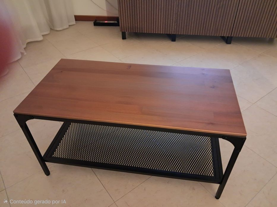 Mesa de centro IKEA FJÄLLBO